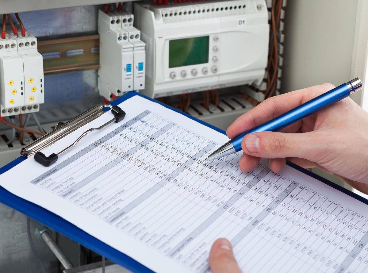 Electricians in Lichfield and Staffordshire Electricians in Lichfield and Staffordshire